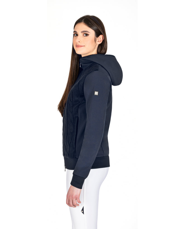 SOFTSHELL_LANA_DONNA_NOLEN_1682180672_1.png